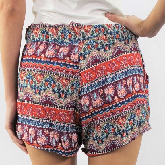 Women's Elastic Waist Tribal Printed Shorts - Picture 2 of 3